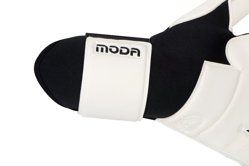 MODA WHITE / BLACK